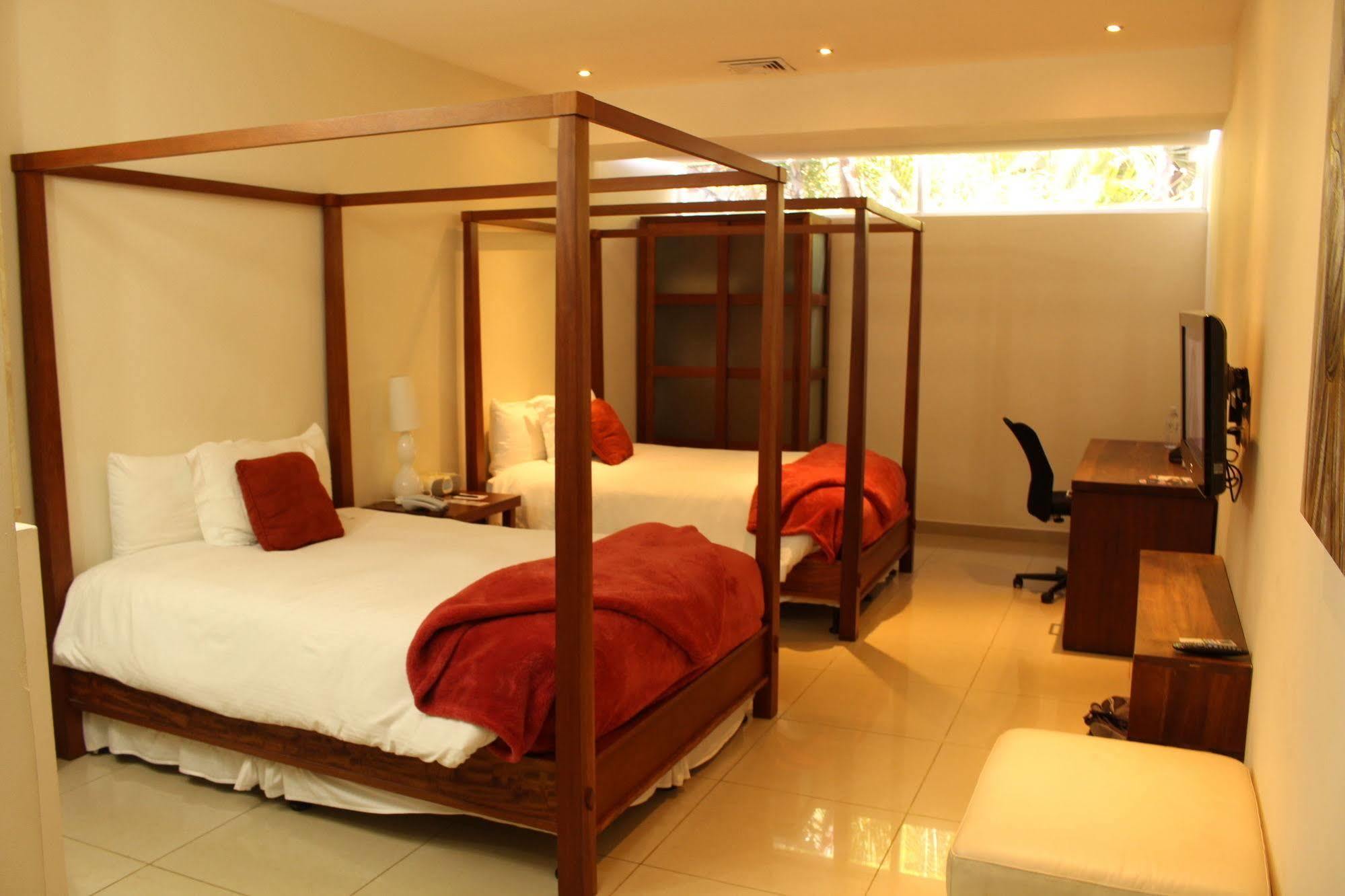 Hotel Contempo Манагуа Екстер'єр фото
